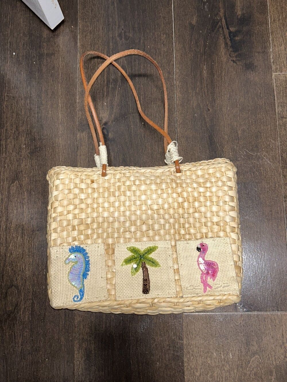 Woven Cornhusk Tote with tropical beadwork and leather handles - Picture 2 of 9